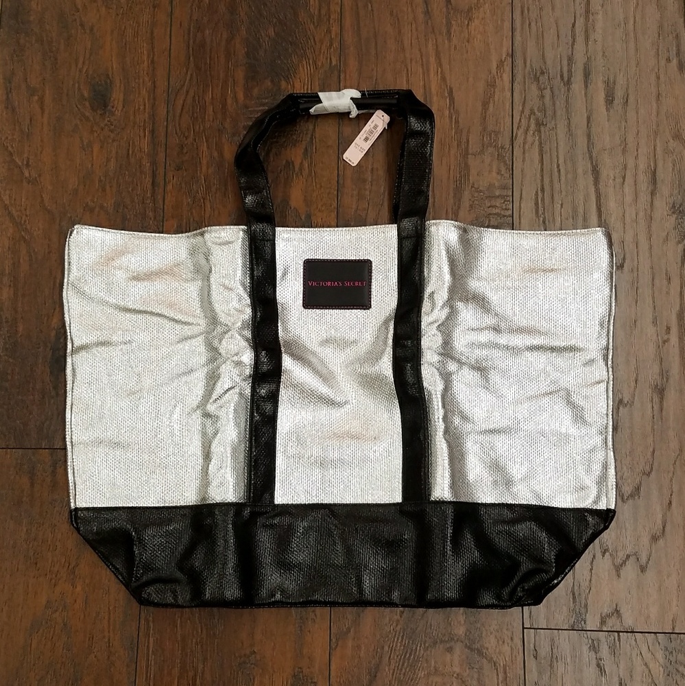 💕NWT Victoria's secret weekender tote💕